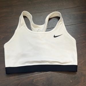 White nike sports bra
